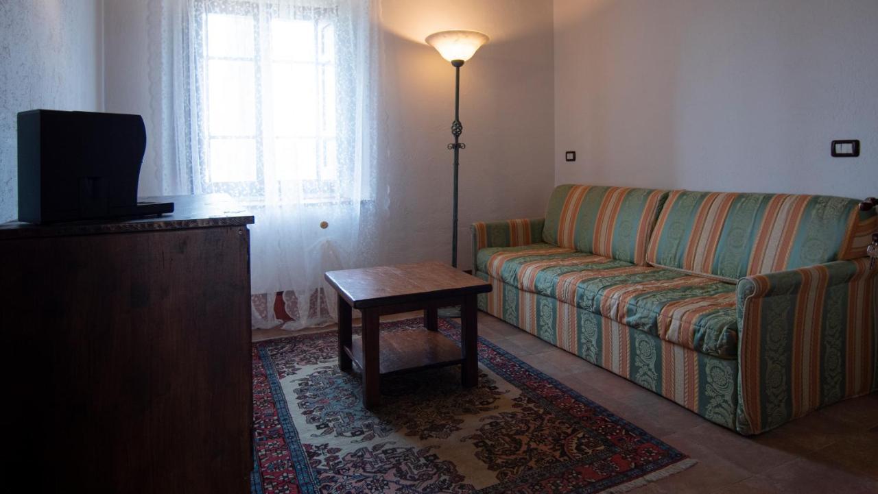 I Salici Agriturismo Badia Agnano Екстериор снимка